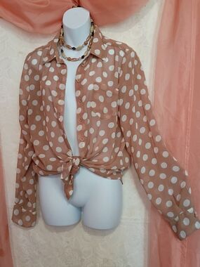 🛍️ BUNDLE ONLY🛍️Timing Tan Polka Dot Blouse